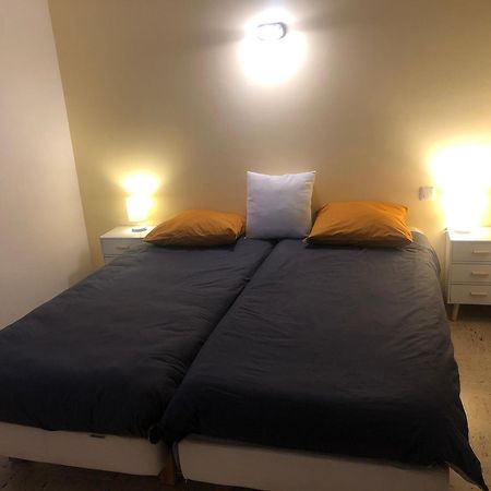 Chambre Pratique Avec Wc Et Vasque Attenant Du Rucher Naturaile Montagnac  Eksteriør billede